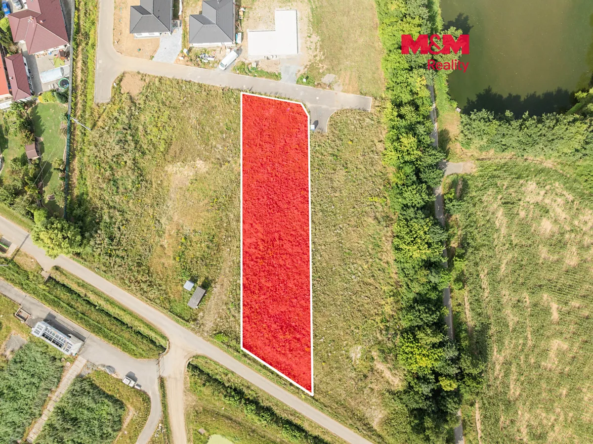 Prodej stavebního pozemku 1642 m²